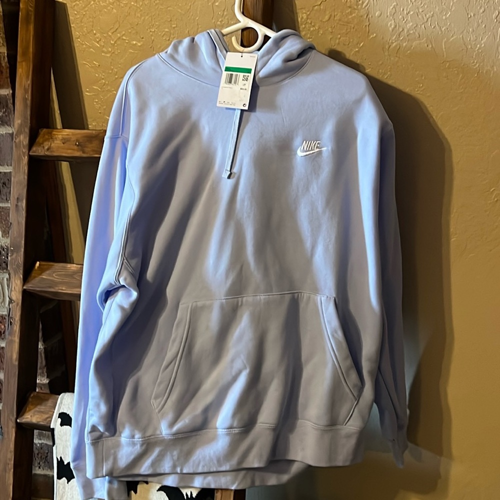 Nike Sweatershirt - Picture 1 of 4